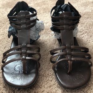 Maurice’s sandals size 8 1/2 M